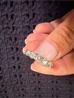 Diamond Band - Sparkling Clear Stones - 5 diamonds